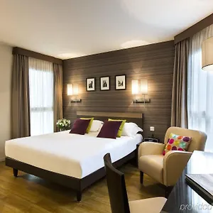 Hotel apartamentowy Citadines Republique ***
