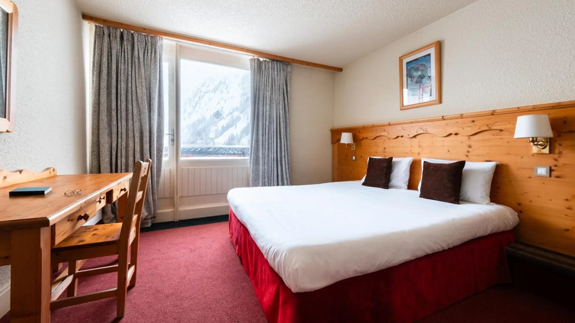 Crystal Hotel Courchevel 3*,